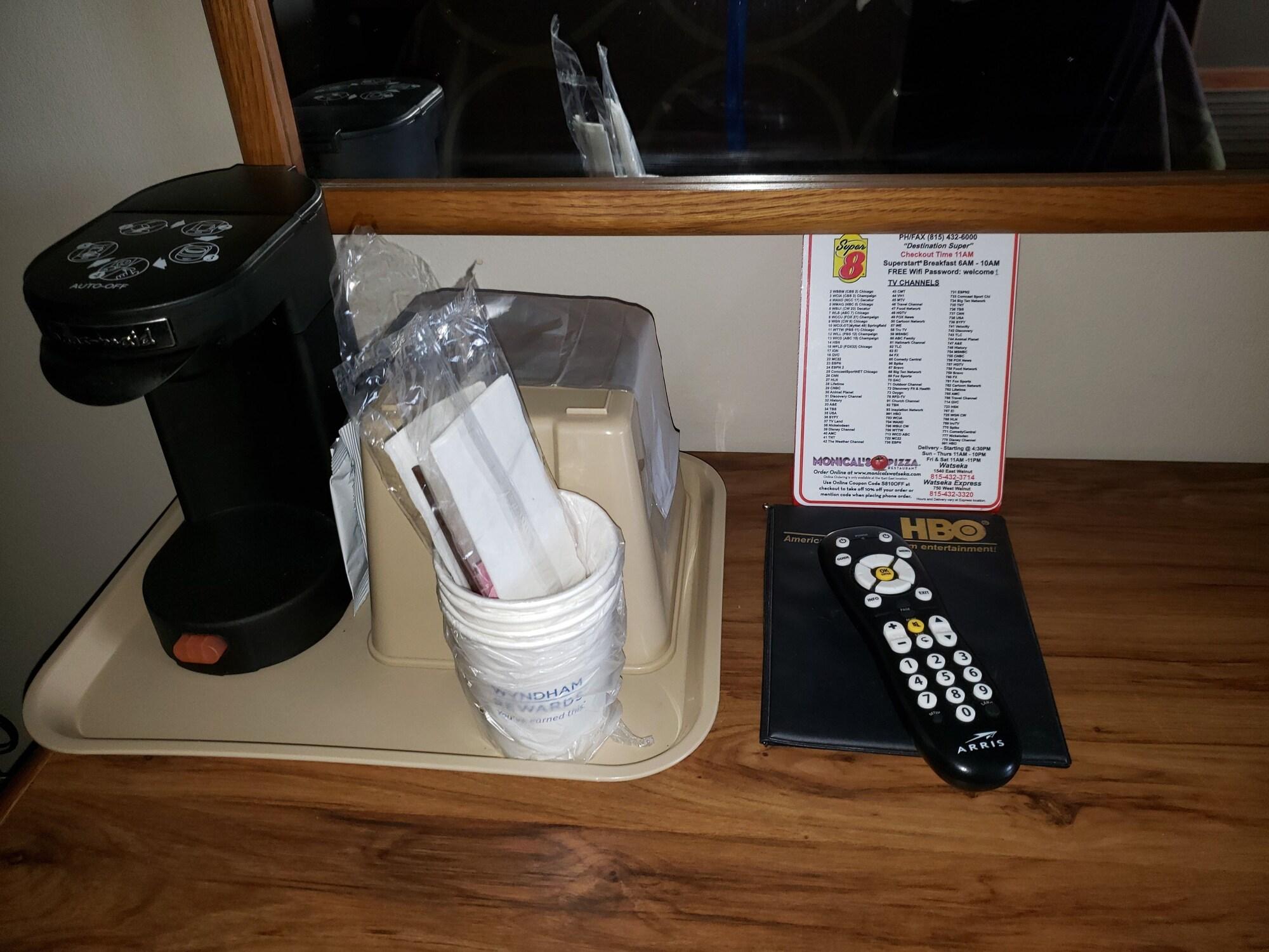 吉尔曼温德姆速8酒店 Gilman 外观 照片